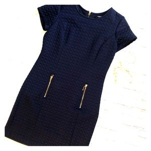 💙Blue cap sleeve fitted dress with texture